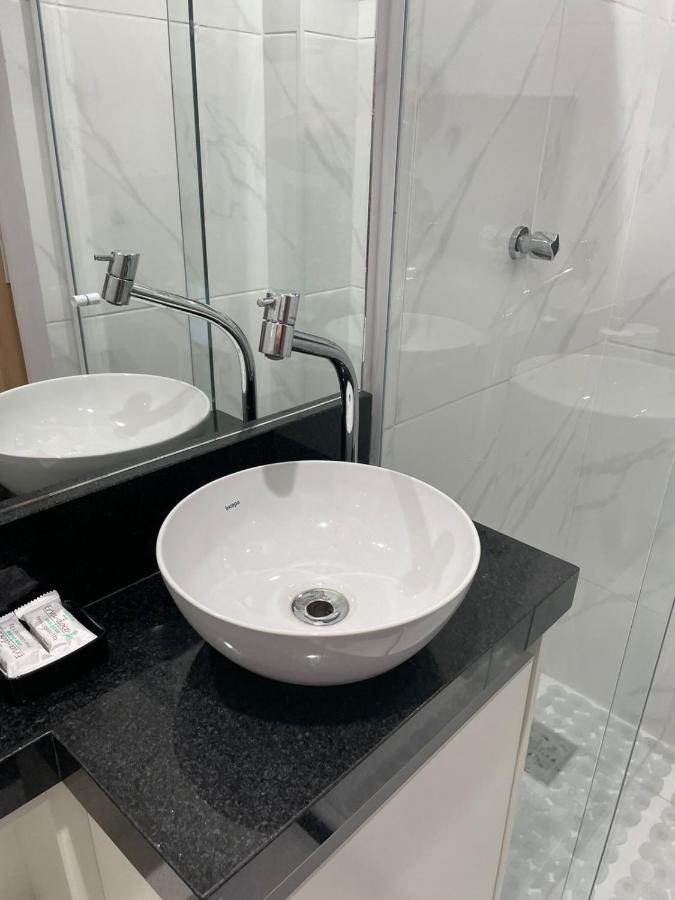 Apartamento Moderno E Super Confortavel Localizado A Alguns Passos Da Praia Grande Арраял-ду-Кабу Экстерьер фото